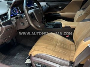 Xe Lexus ES 250 2020