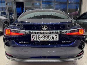 Xe Lexus ES 250 2020