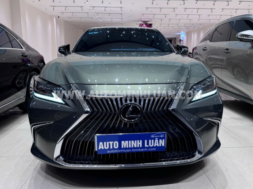 Lexus ES 250 2021