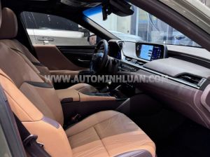 Xe Lexus ES 250 2021