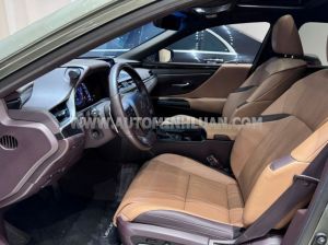 Xe Lexus ES 250 2021