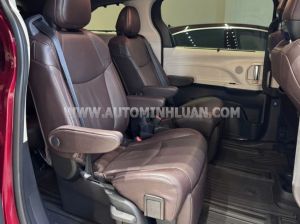 Xe Toyota Sienna Platinum 2.5 AT 2021