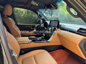 Xe Lexus LX 600 Urban 2024