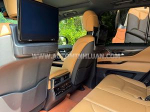 Xe Lexus LX 600 Urban 2024