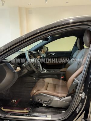 Xe Volvo XC60 Inscription B6 AWD 2022
