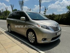 Xe Toyota Sienna Limited 3.5 2017