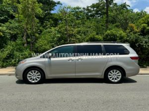Xe Toyota Sienna Limited 3.5 2017