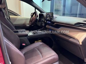 Xe Toyota Sienna Platinum 2.5 AT 2021